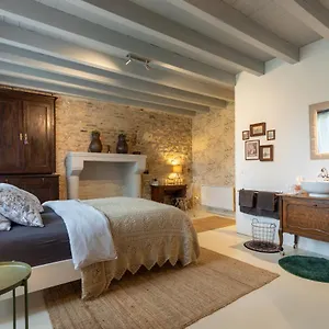 Bed & Breakfast Domaine La Pomme De Pin, Louroux-de-Beaune